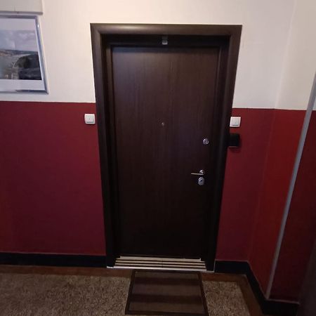 Central City Apartments Belgrado Esterno foto